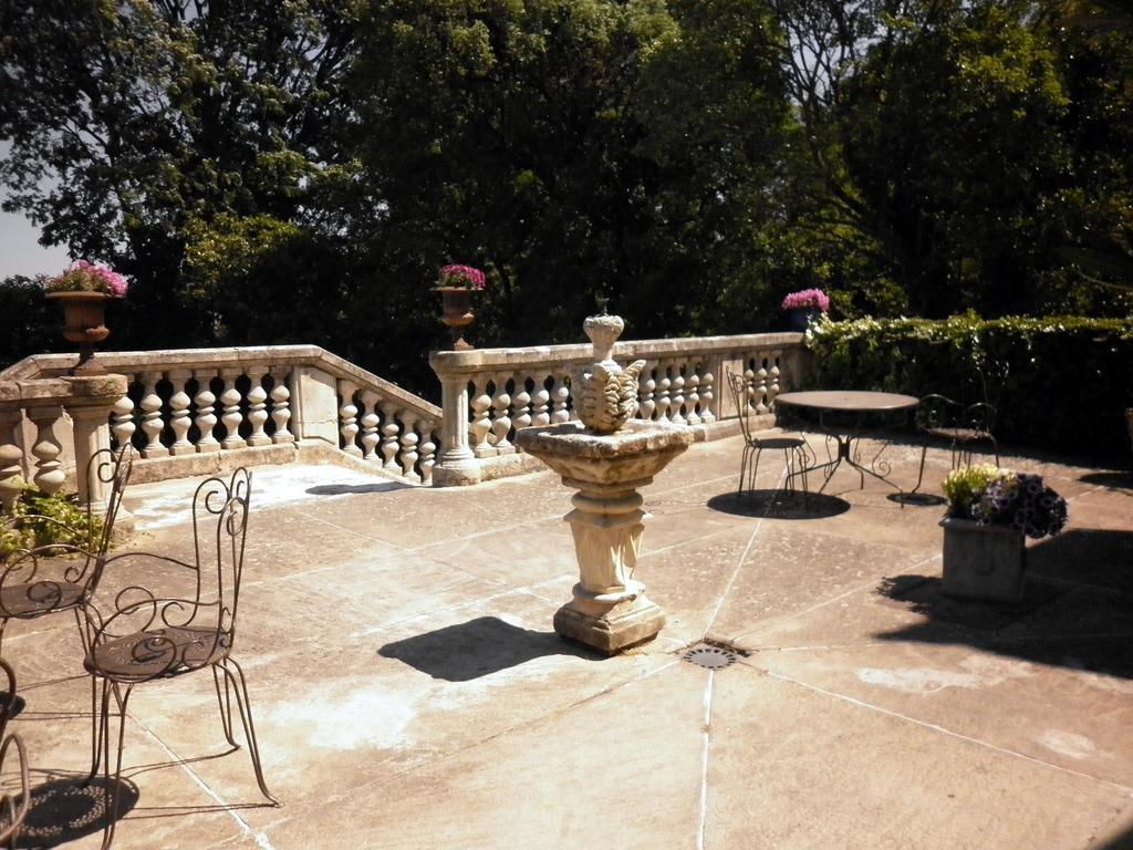 Les Deux Tours Panzió Brignon Kültér fotó