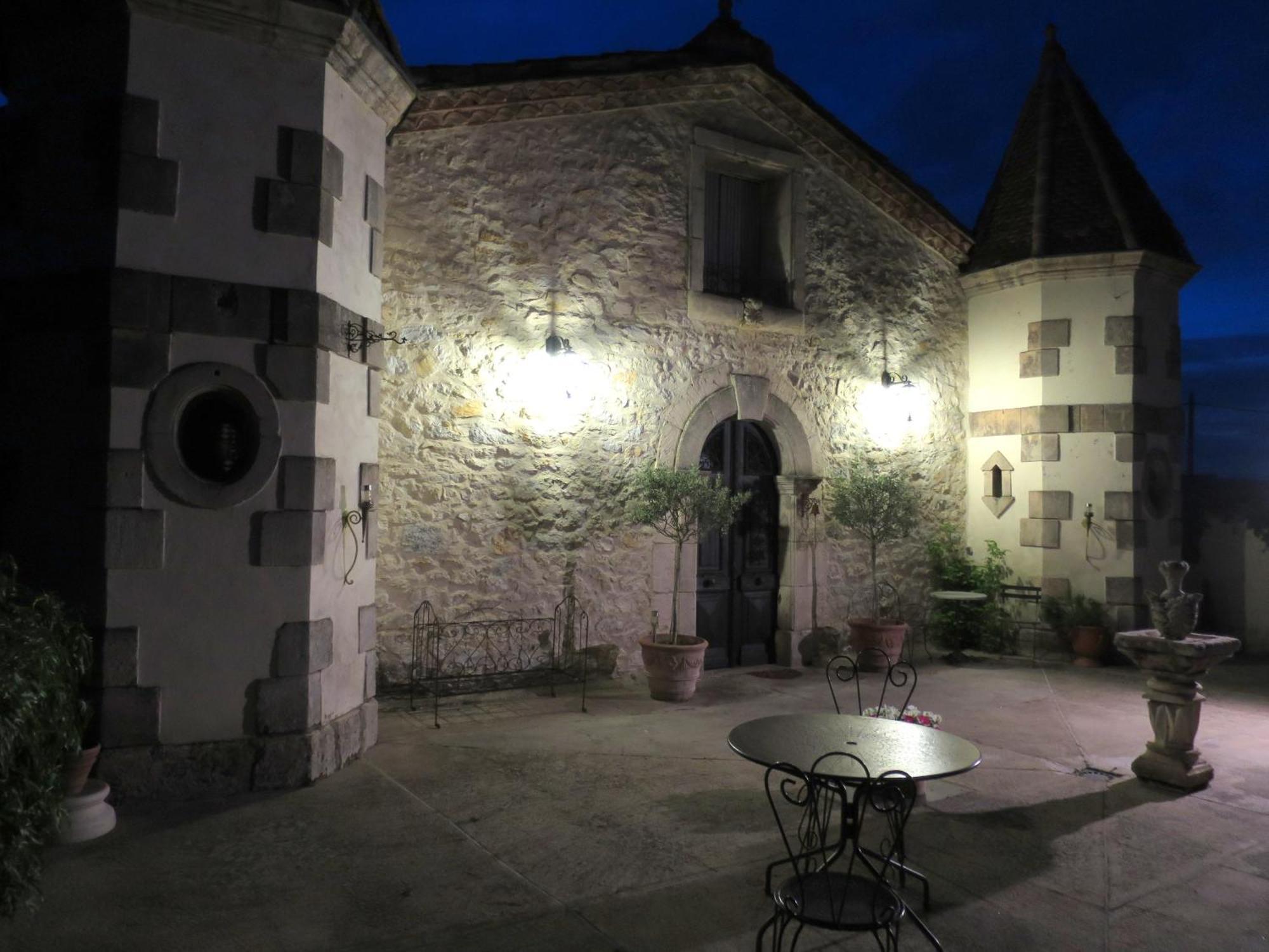 Les Deux Tours Panzió Brignon Kültér fotó