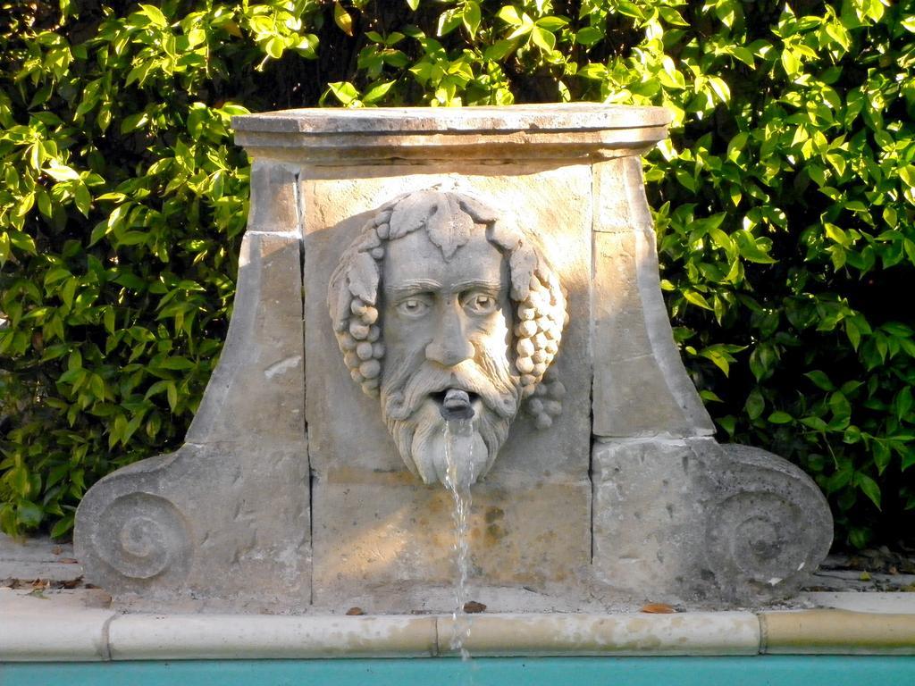 Les Deux Tours Panzió Brignon Kültér fotó